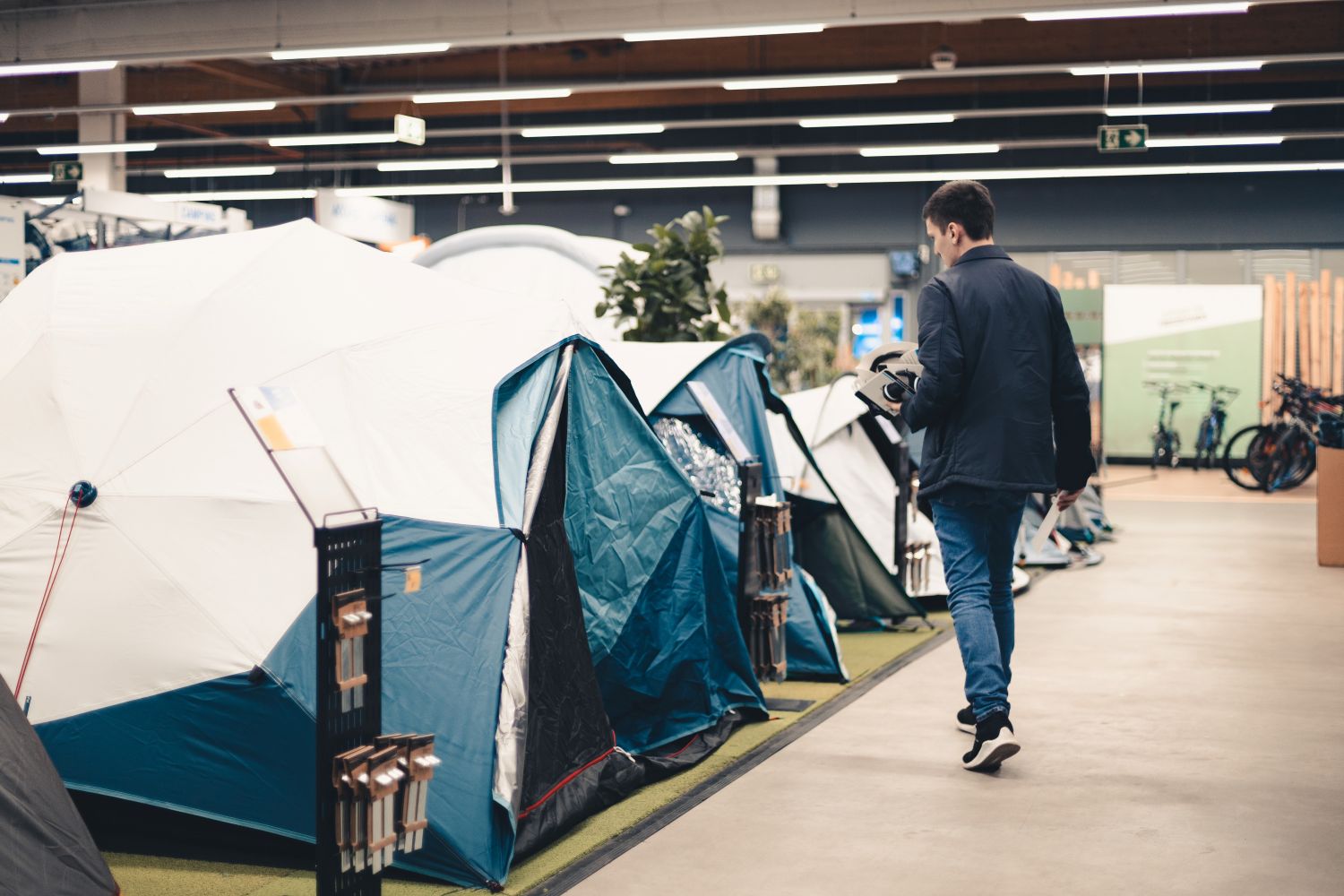 How to Shop for Tents Like an Expert